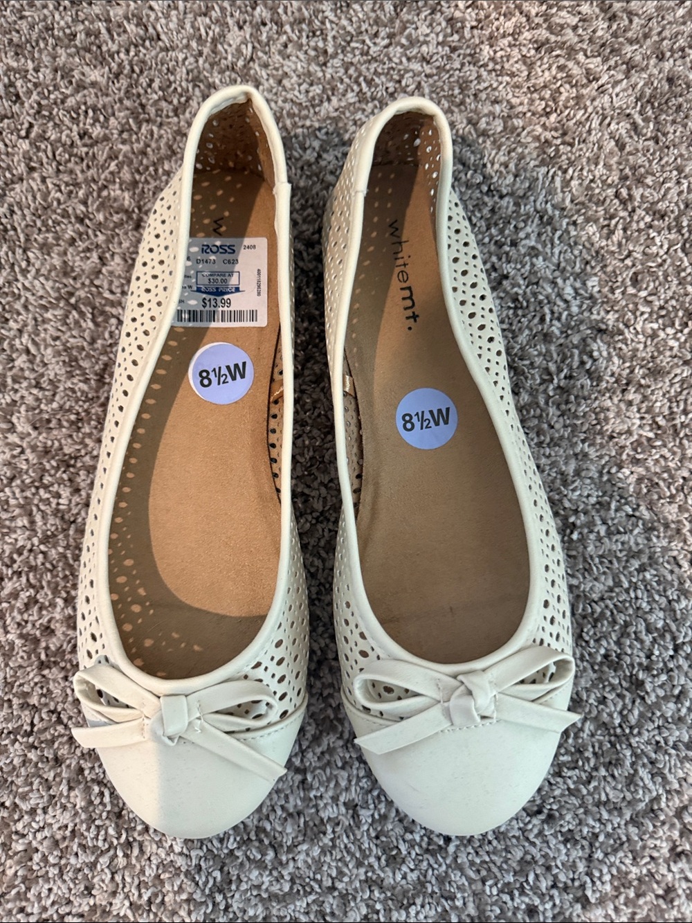 Whitemtn Cream Perforated Bow Ballet Flats